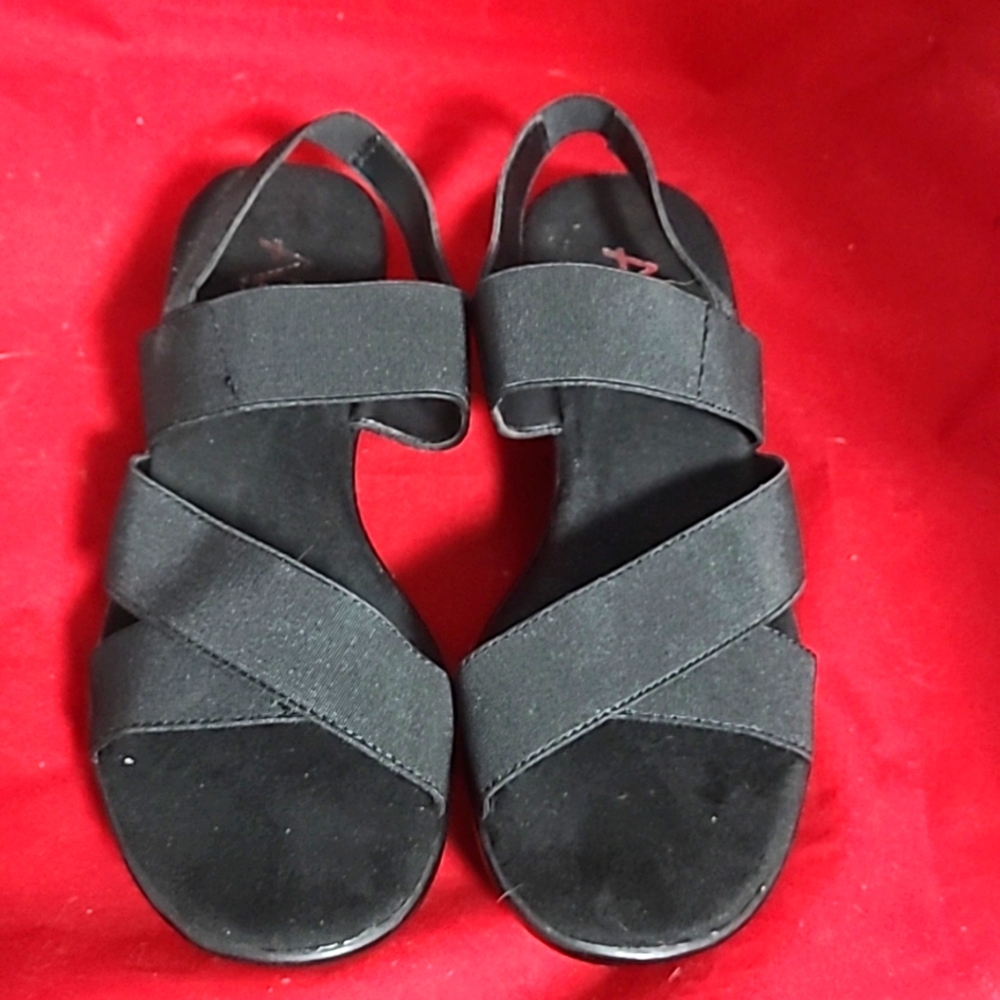 Aerosols Black Wedge Sandals Size 6.5
